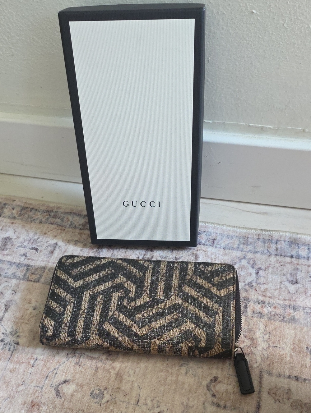 Gucci GG Geometric Zip-Around Wallet